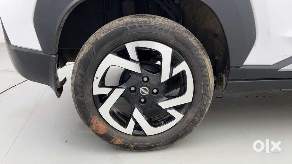 Nissan Magnite 1.0 Xv Turbo Cvt, 2022, Petrol