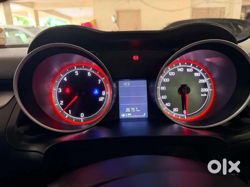 Maruti Suzuki Swift Vxi 2021