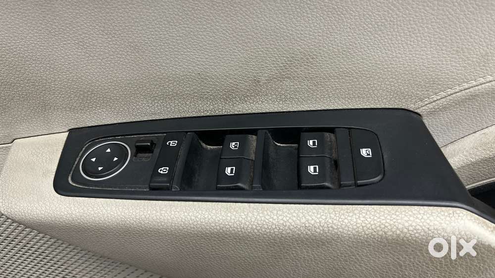 Kia Carens 1.4 Prestige 7 Str, 2022, Petrol