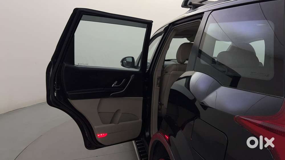 Mahindra Xuv500 W10 At, 2016, Diesel
