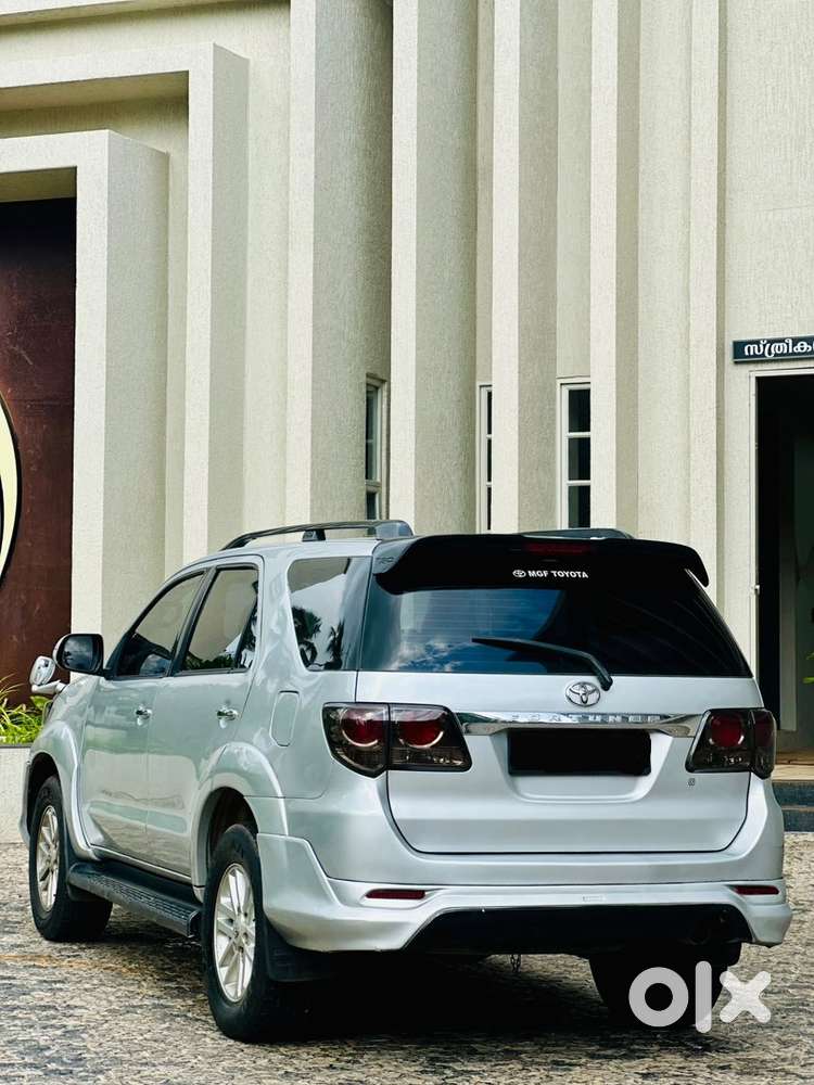 Toyota Fortuner Diesel 2012