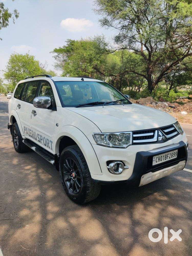 Mitsubishi Pajero Sport 2.5 Manual, 2016, Diesel