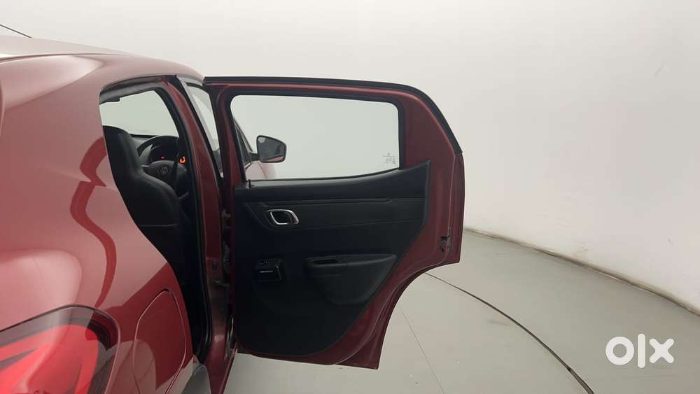 Renault Kwid 2019-ongoing 1.0 Rxt (o), 2019, Petrol