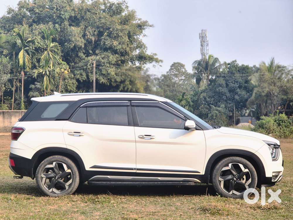 Hyundai Alcazar Platinum 7 Str 1.5 Turbo Petrol Adventure, 2022, Pet..