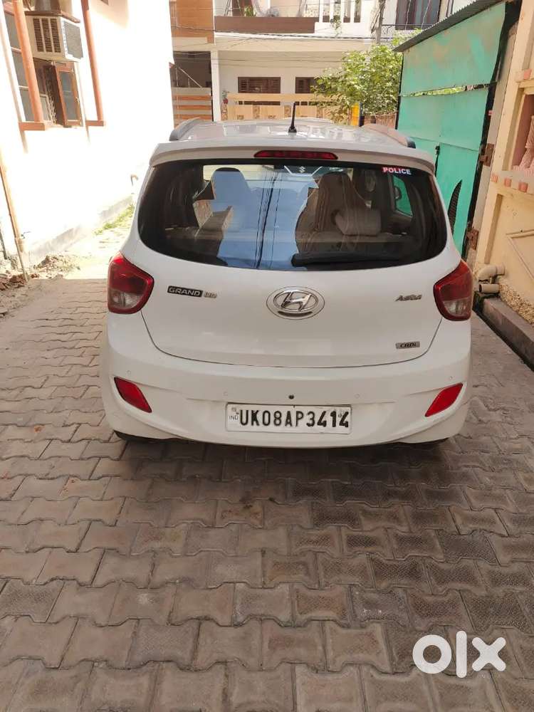 Hyundai Grand I10 2017 Diesel 82000 Km Driven