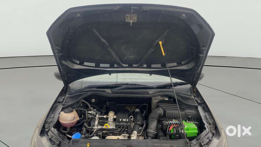 Volkswagen Vento 1.2 Tsi Highline Plus At, 2018, Petrol