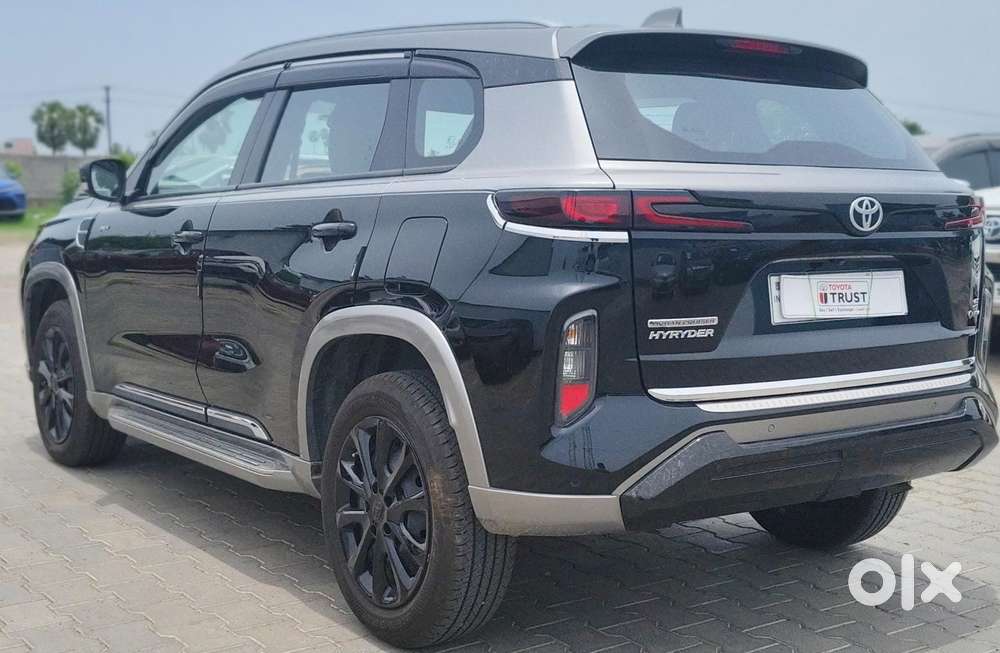 Toyota Urban Cruiser Hyryder 1.5 S Hybrid, 2025, Petrol