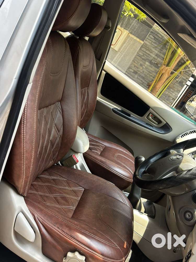 Toyota Innova 2.5 G (diesel) 8 Seater, 2013, Diesel