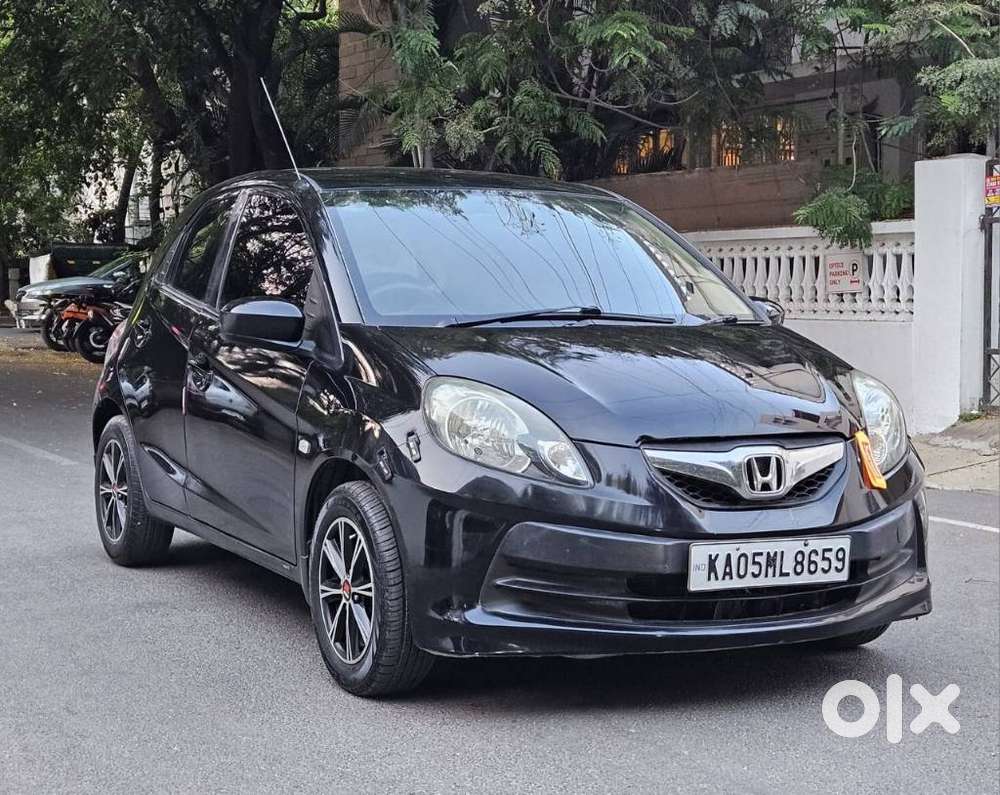 Honda Brio 2013-2016 Exclusive Edition, 2012, Petrol