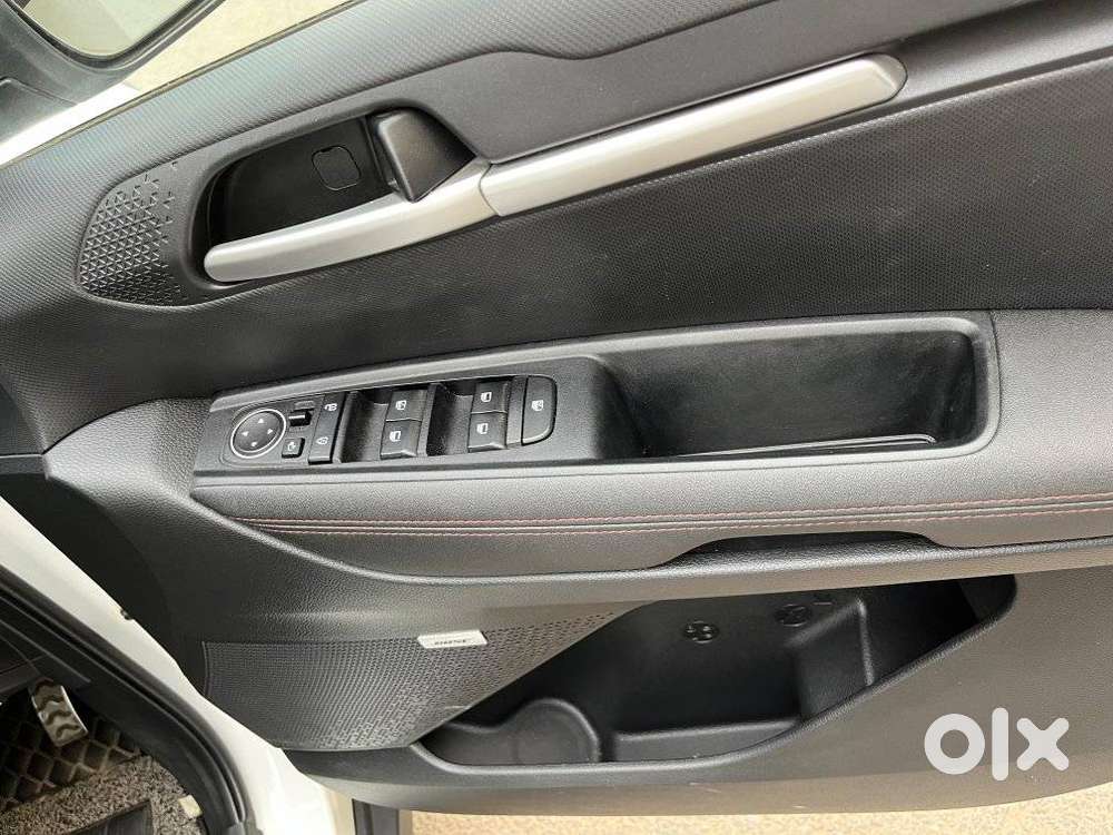 Kia Sonet Gtx Plus Dct, 2022, Petrol