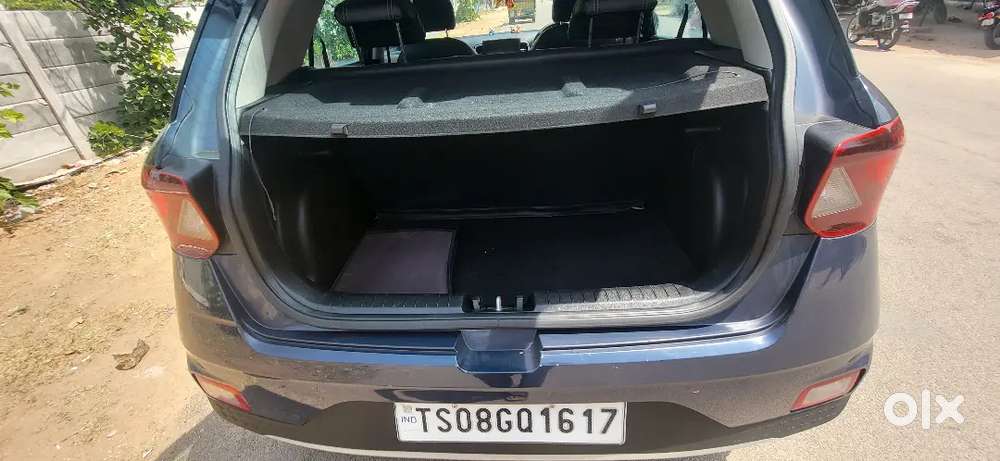Hyundai Venue 2019 Diesel 119000 Km Driven Only Genuine Buyers,