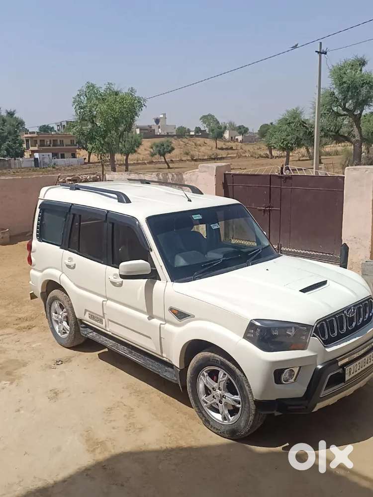 Mahindra Scorpio 2017 Diesel 100000 Km Driven