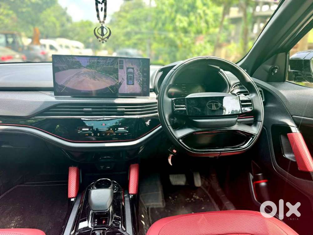 Tata Safari Accomplished X Plus 7 Str Dark Edition, 2026, Petrol