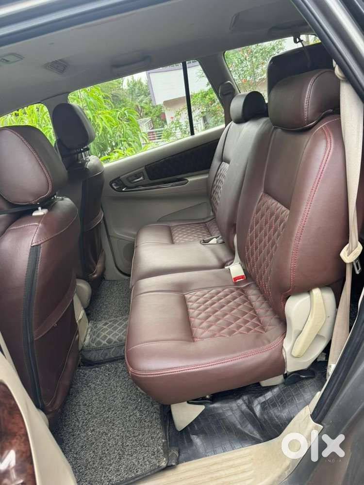 2013 Innova V For Sale
