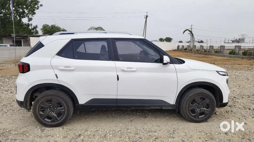Hyundai Venue 1.5 Plus 2025