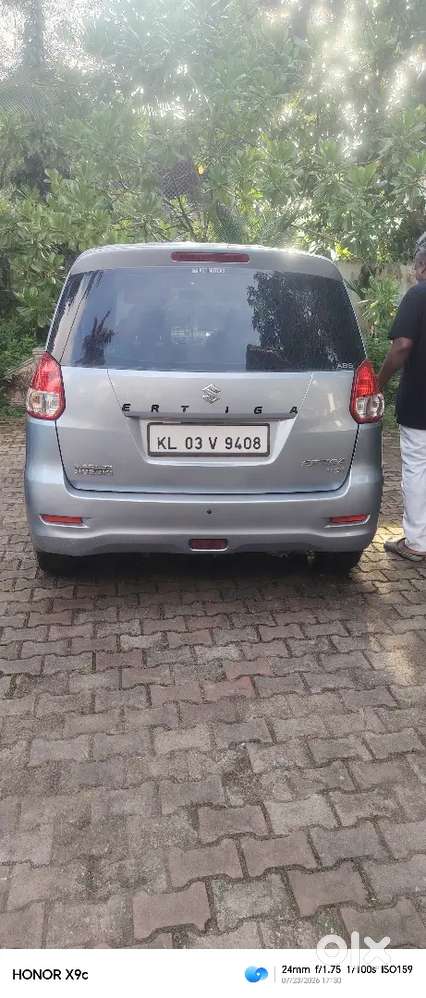 2nd Maruti Ertiga 2012 Diesel Manual