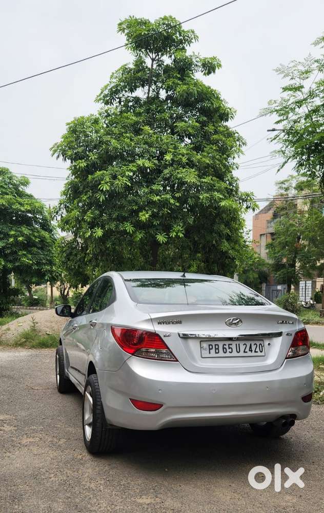 Hyundai Verna, 2013