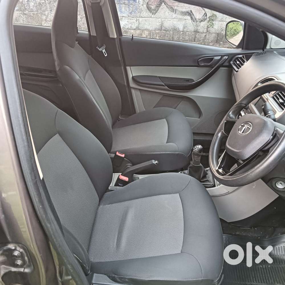 Tata Tiago 1.2 Revotron Xt, 2018, Petrol