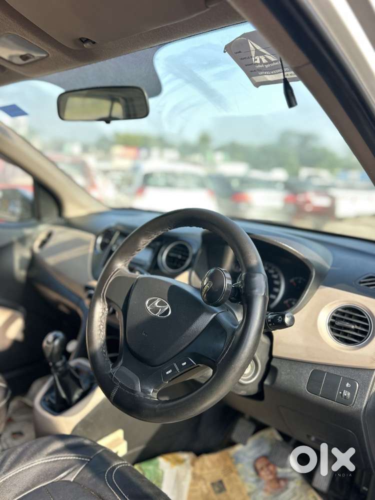 Hyundai Grand I10 Sportz Edition, 2015, Petrol