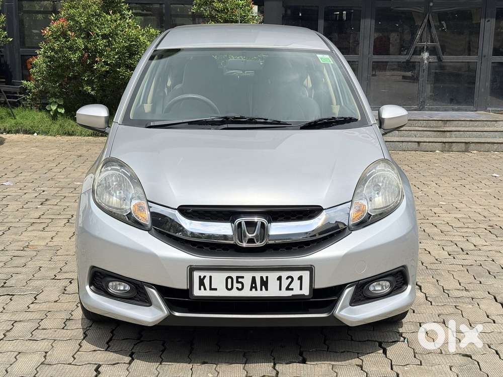 Honda Mobilio 1.5 V I-vtec, 2016, Petrol