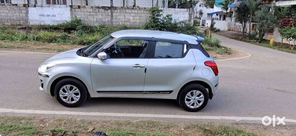 Maruti Suzuki Swift Vxi + Manual, 2020, Petrol