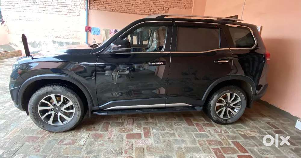 Mahindra Scorpio N 2023 Petrol Well Maintained