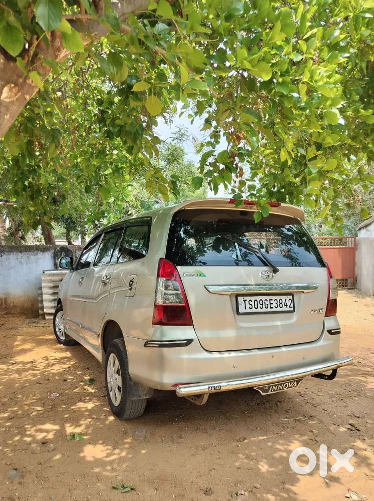 Toyota Innova 2013 Diesel 133000 Km Driven