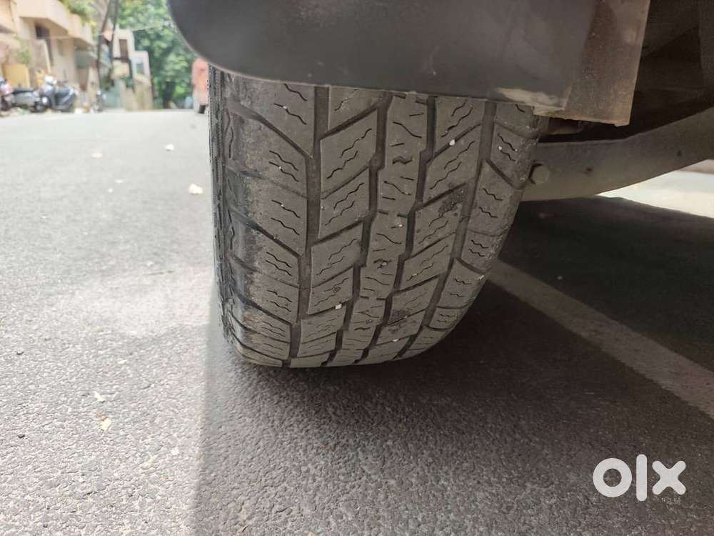 Mahindra Xuv500 W10 2017