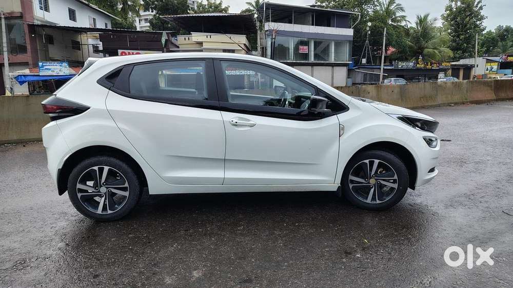 Tata Altroz Xza Plus Dca Petrol 2023 50000 Km