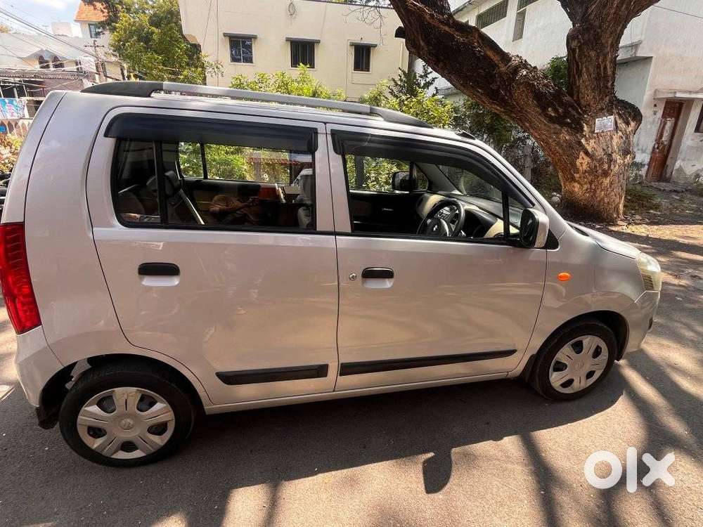 Maruti Suzuki Wagon R Vxi Amt Opt 1.2, 2017, Petrol