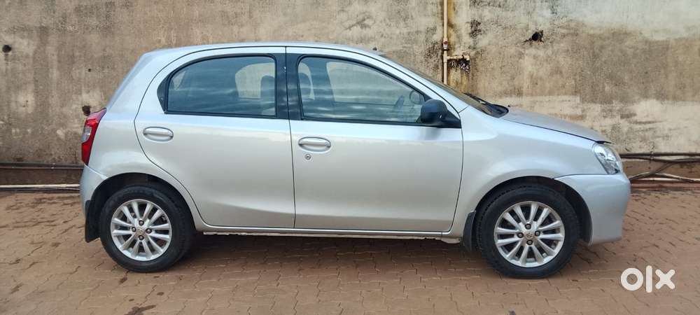 Toyota Etios Liva 1.2 Vx, 2016, Petrol