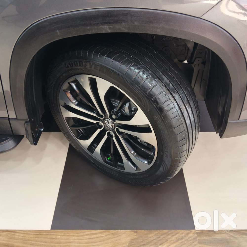 Mg Hector Savvy Pro 1.5 Turbo Cvt Dual Tone, 2022, Petrol