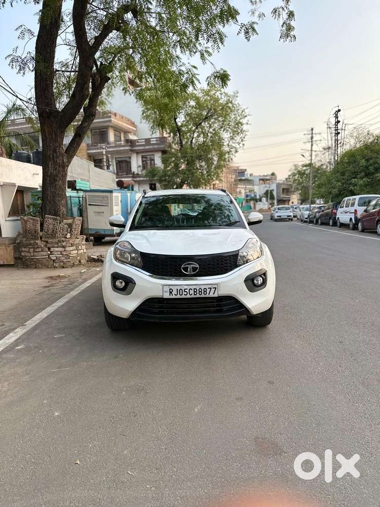 Tata Nexon 1.2 Revotron Xm (s), 2020, Diesel