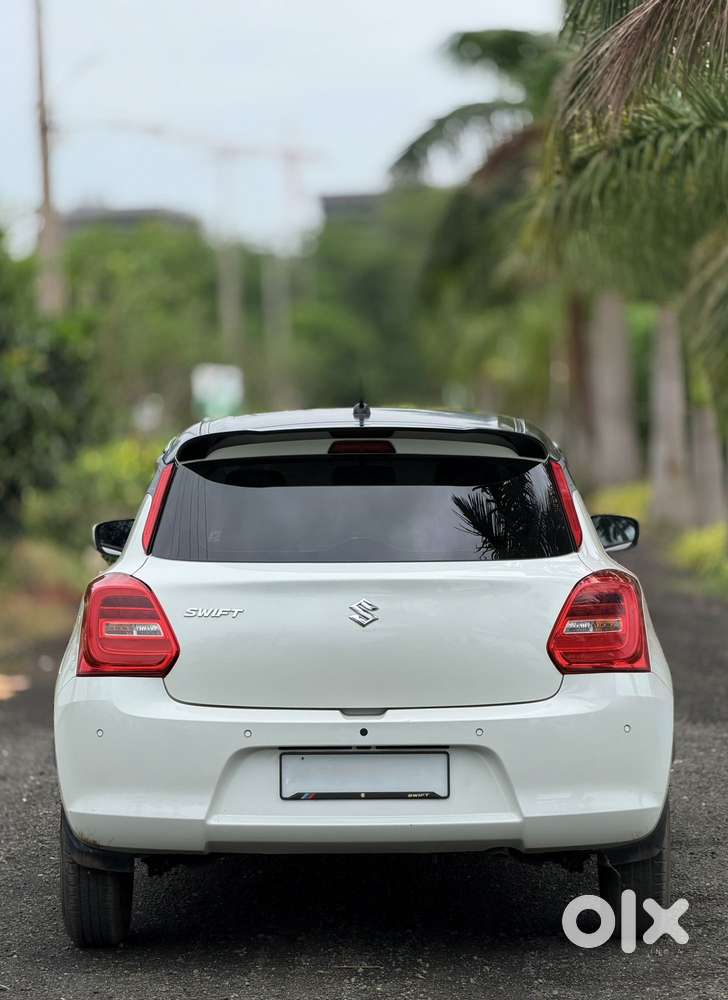 Maruti Suzuki Swift Vvt Vxi, 2021, Petrol