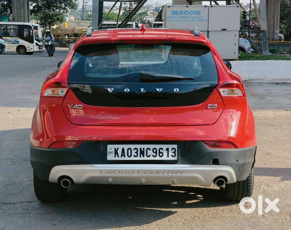 Volvo V40 Cross Country D3, 2018, Diesel
