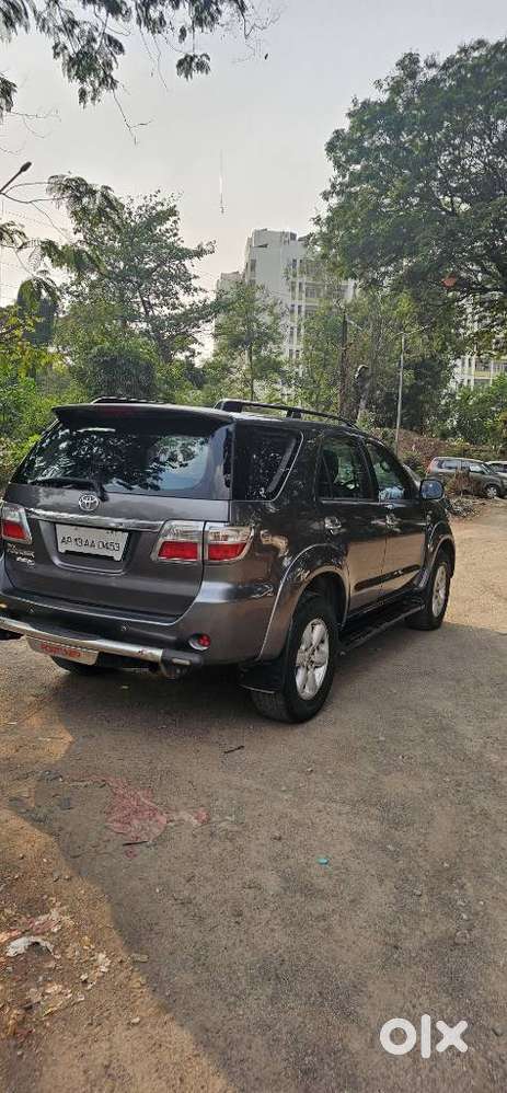 Toyota Fortuner 3.0 4x4 Manual, 2011, Diesel