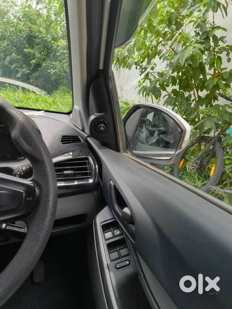 Tata Tiago 2021 Petrol 27000 Km Driven