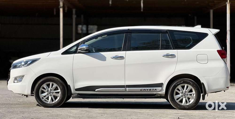 Toyota Innova Crysta 2018 Diesel 176000 Km Driven