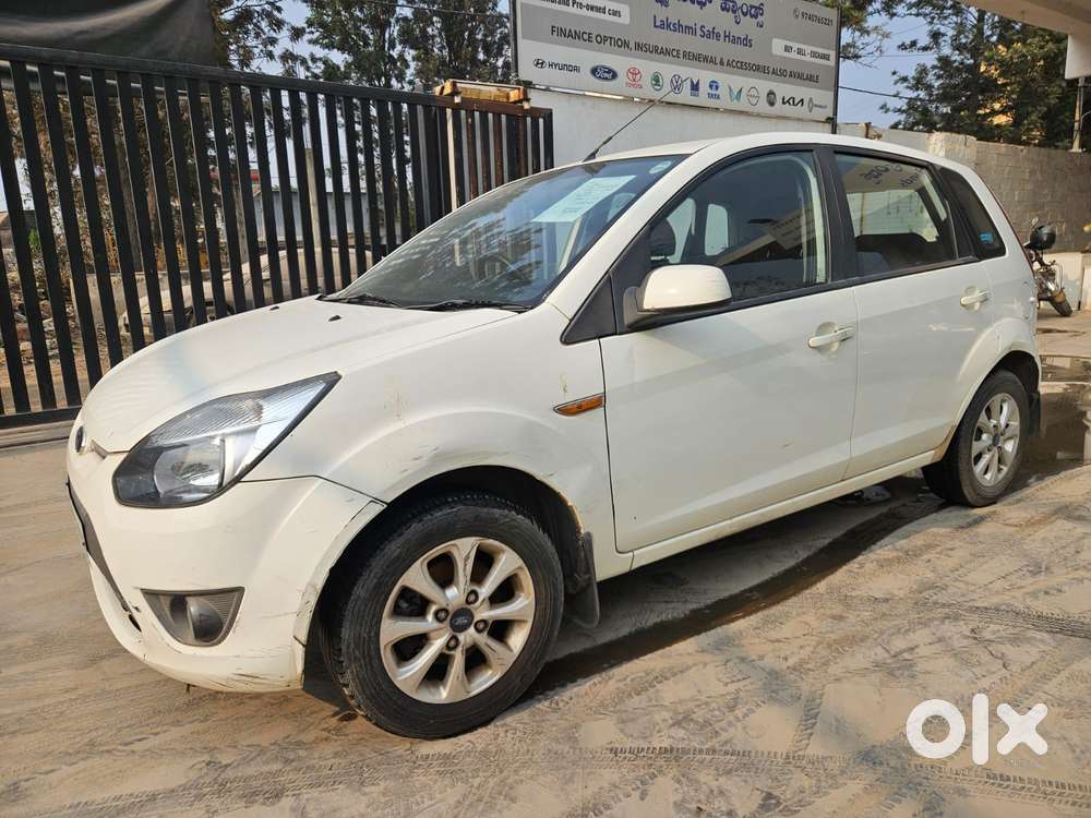 Ford Figo 1.2p Titanium Opt Mt, 2012, Petrol