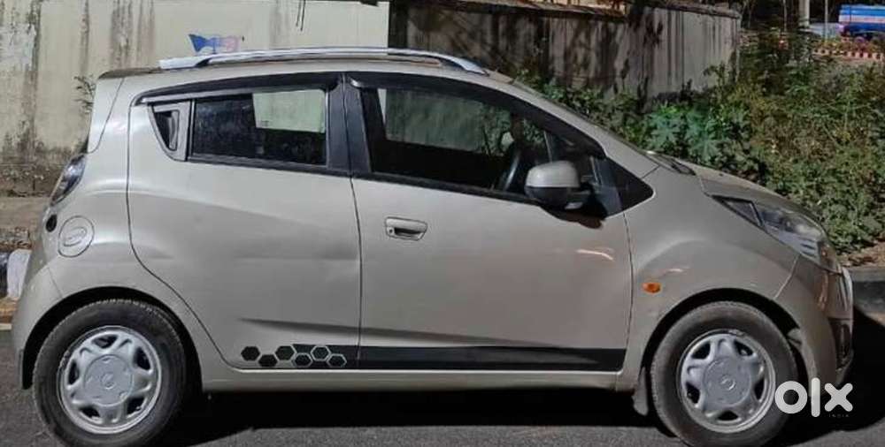 Chevrolet Beat Petrol 2011