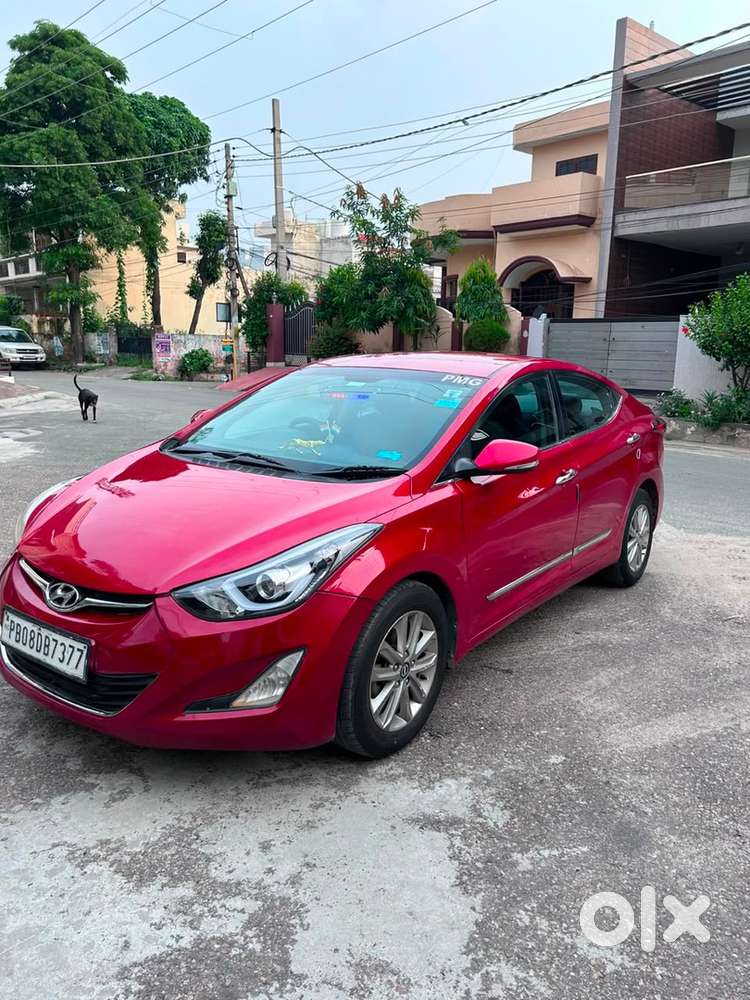 Hyundai Elantra Petrol 2015 Automatic Top Model Ventialed Seats