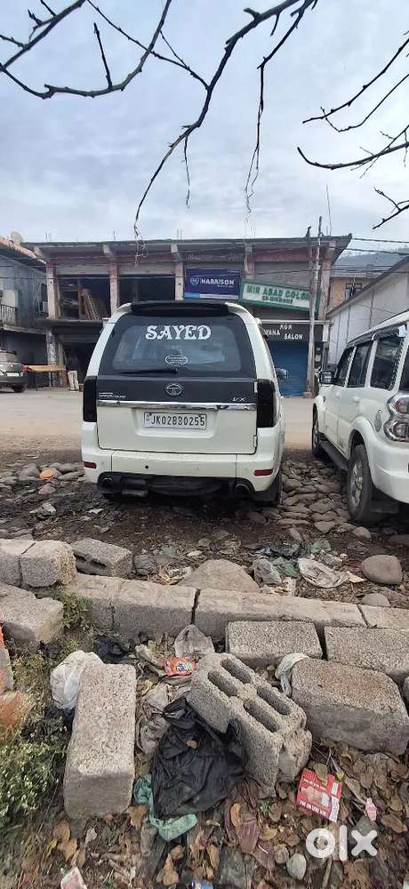 Tata Safari Storme 2013