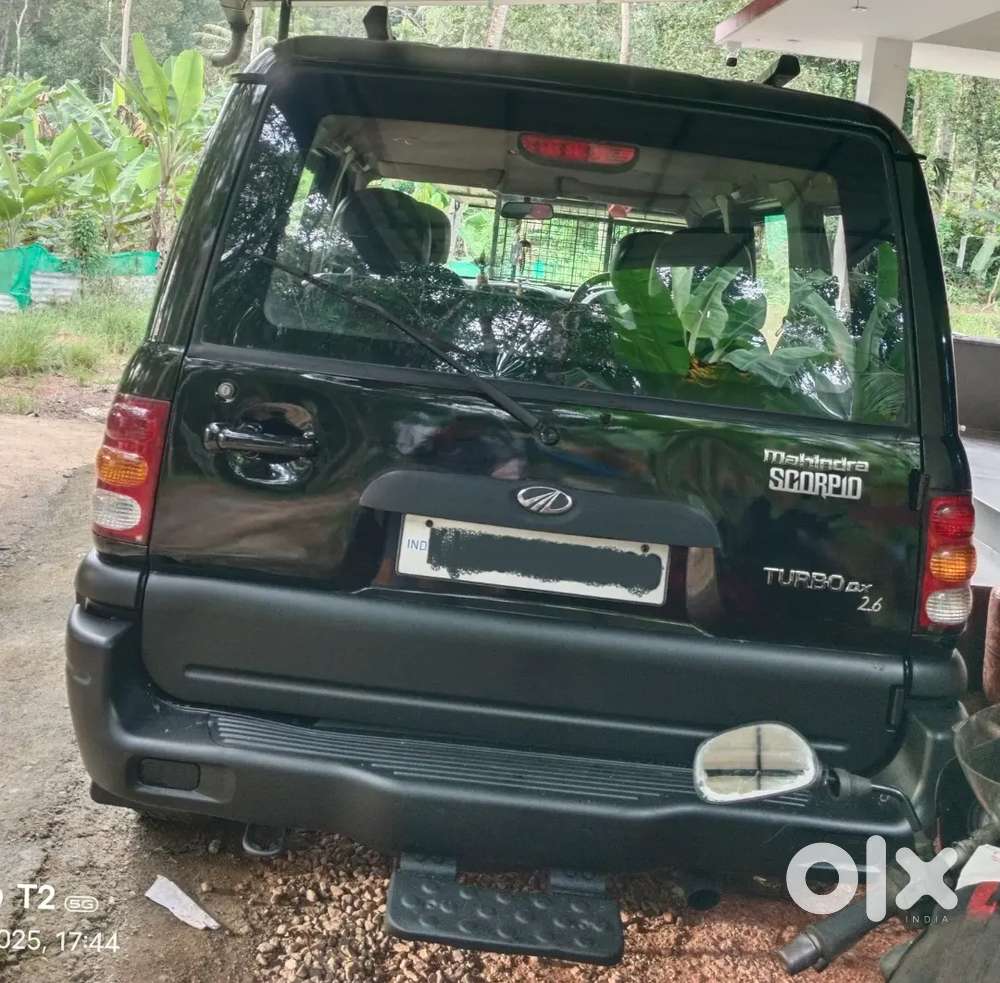 Mahindra Scorpio 2005