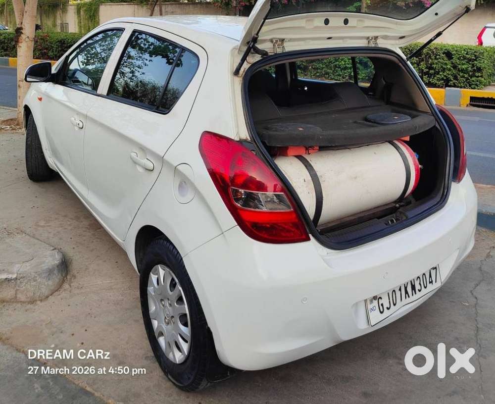 Hyundai I20 2012-2014 Magna Optional 1.2, 2012, Cng & Hybrids