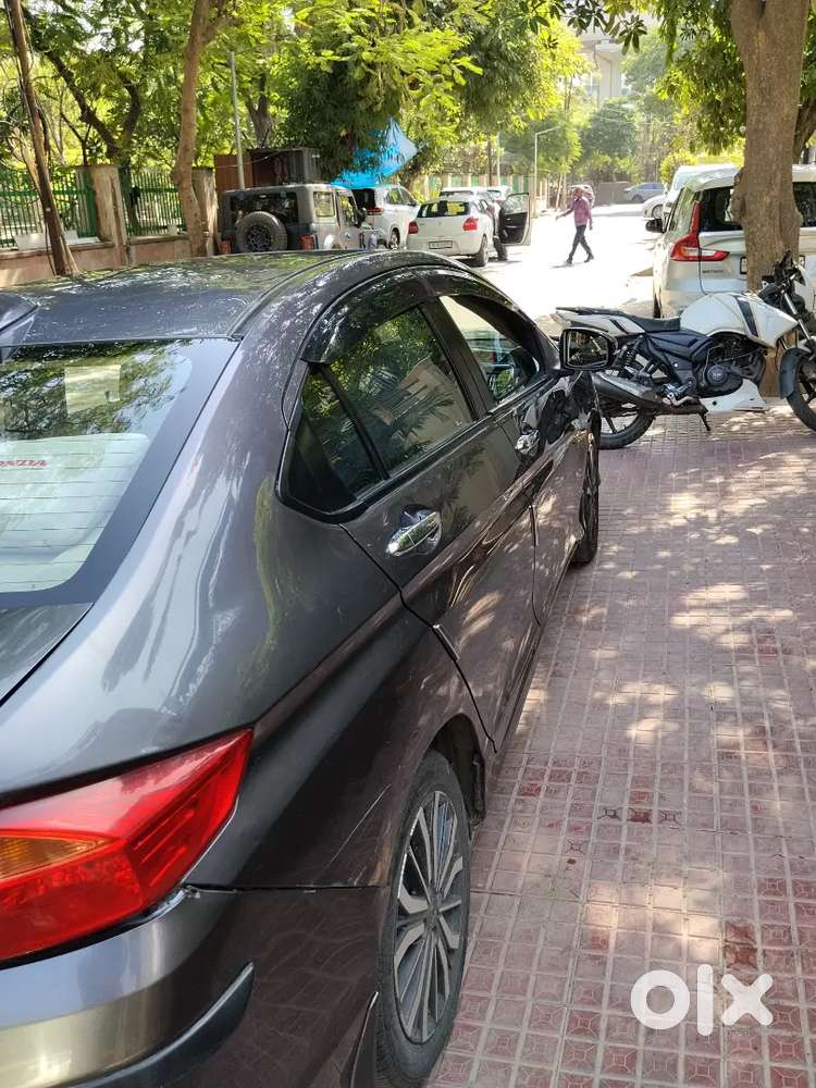 2017 Honda City Vx  – Automatic With Sunroof – Company Maintained