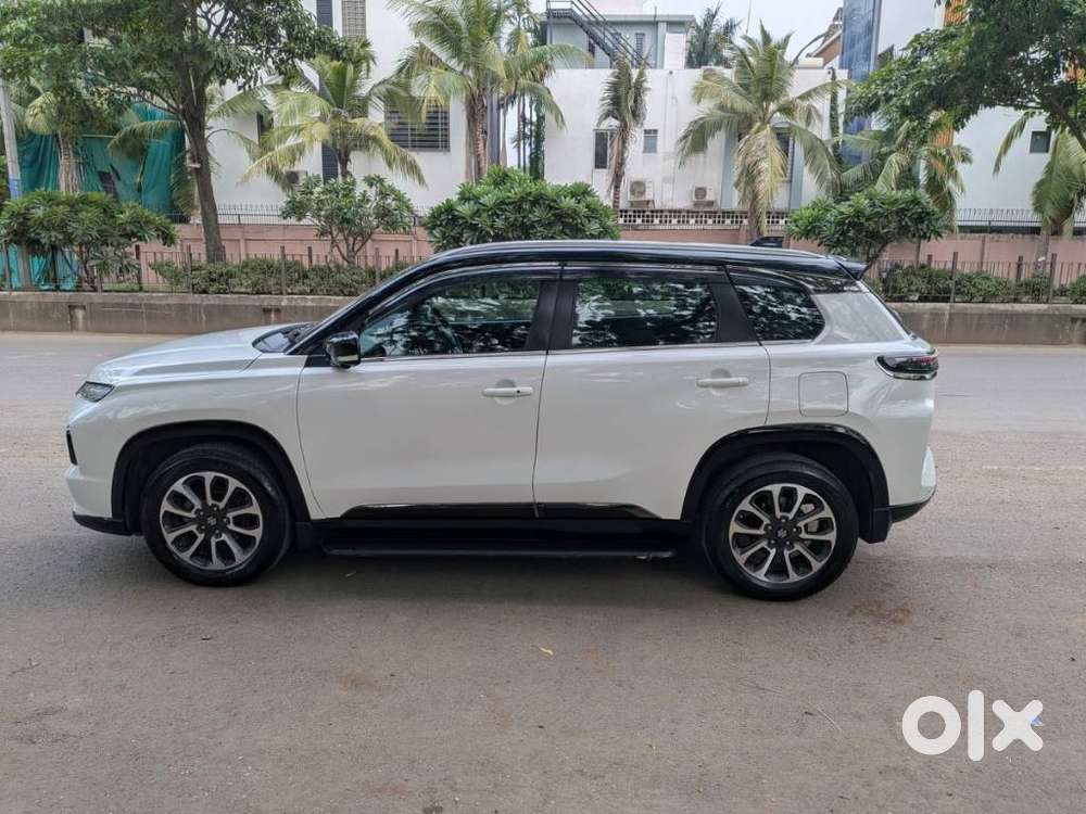 Maruti Suzuki Grand Vitara 1.5 Alpha Smart Hybrid Dual Tone, 2024, P..