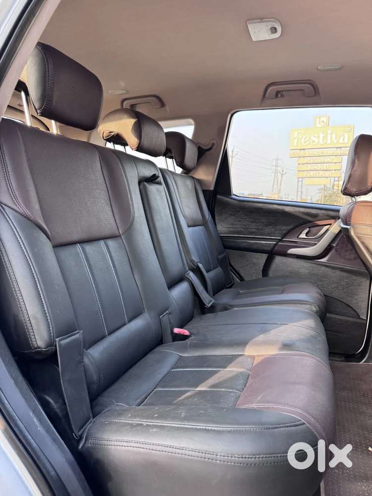 Mahindra Xuv500 At W8 Fwd, 2015, Diesel
