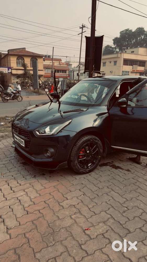 Maruti Suzuki Swift 2023 Petrol Well Maintained