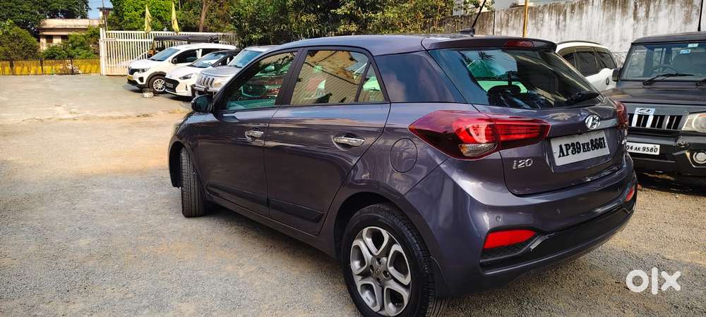 Hyundai I20 Asta (o) 1.2 Ivt, 2020, Petrol