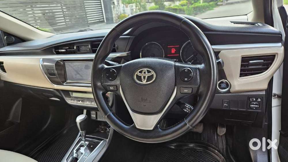 Toyota Corolla Altis Vl At, 2015, Petrol